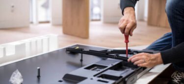 صيانة-جميع-انواع-الشاشات-768x512